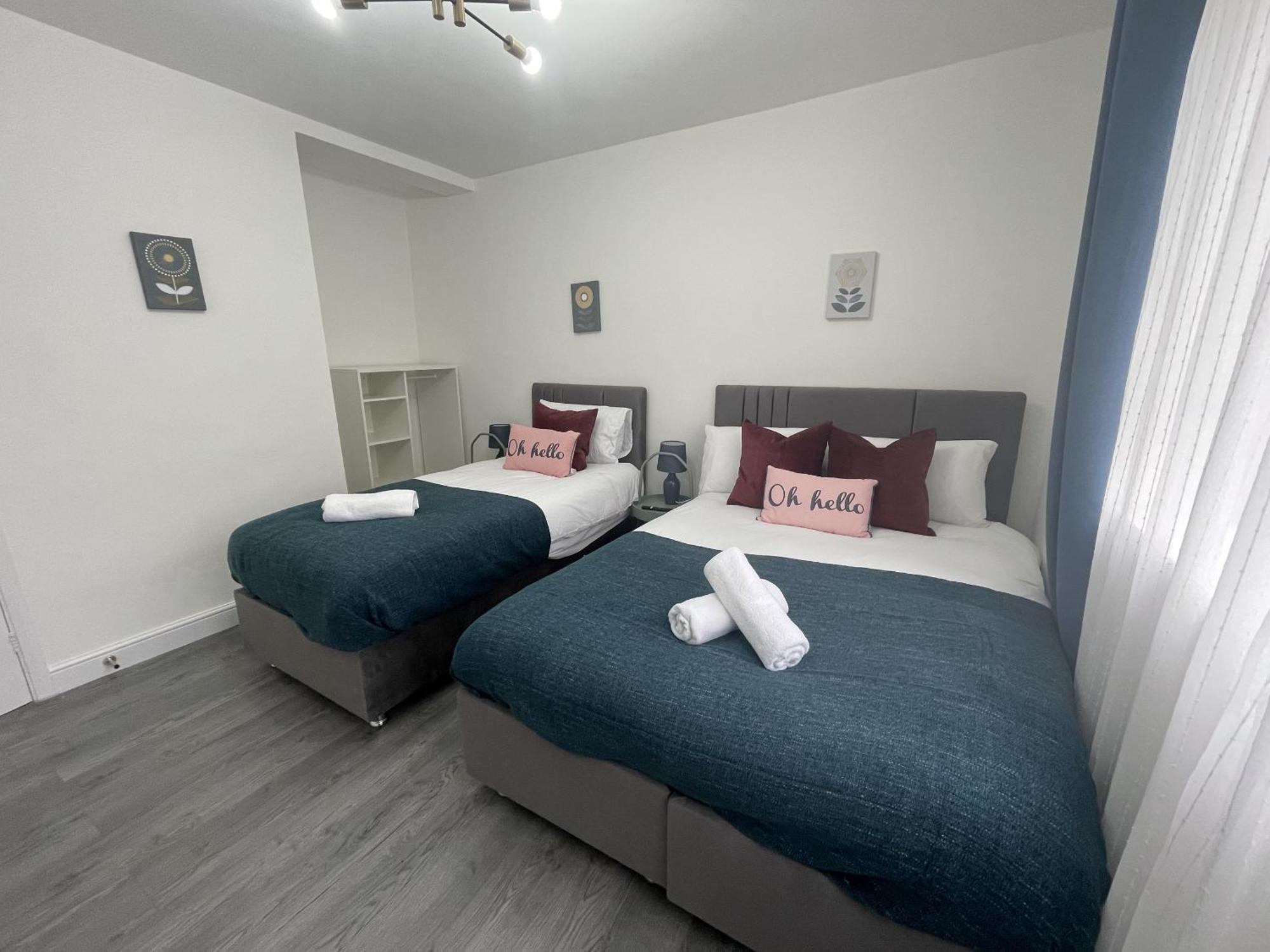 Deluxe Apartment - Next To Kings Cross - Eurostar & Euston Station London Bagian luar foto