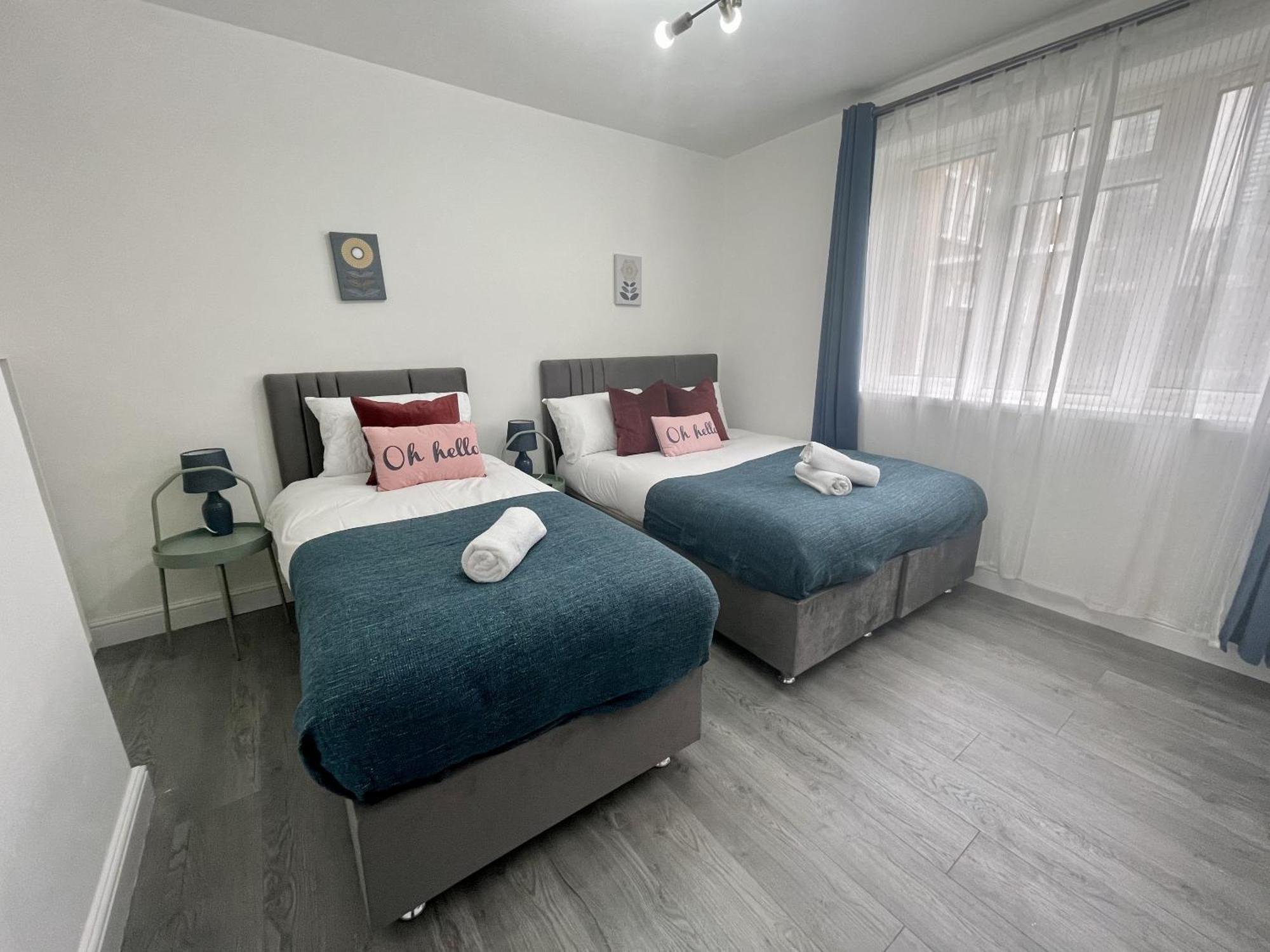 Deluxe Apartment - Next To Kings Cross - Eurostar & Euston Station London Bagian luar foto